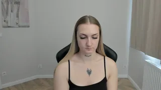 alexakisses