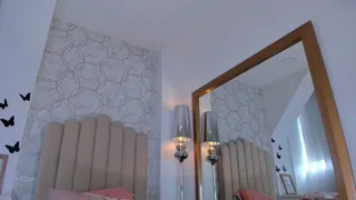 emma_torres1