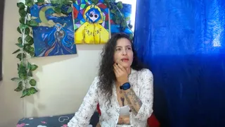 leyla_hot