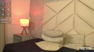 alison222_