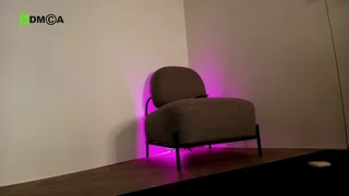 hollyextra