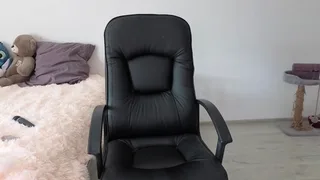 lili_and_niki