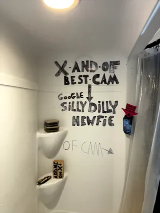 sillydillynewfie