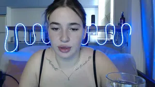 alaya_wink