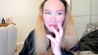 ava_james