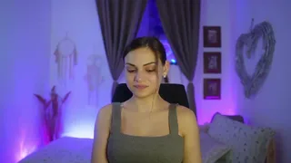 chloe_cane
