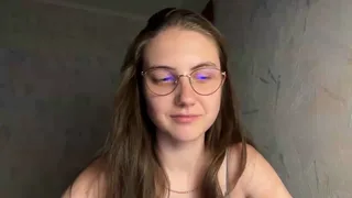 elaracrimson