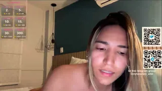 hiallie_
