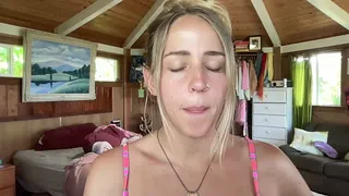ivypiercee
