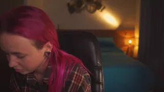 sarah_pink